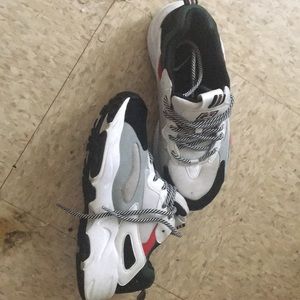 FIKA size 7 for women shoes are like new